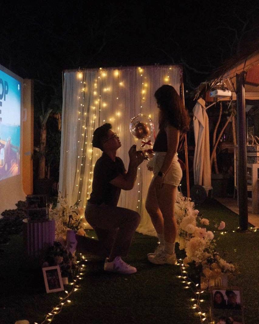 When Lucas popped the question to Valerie in a HIDDEN.sg game